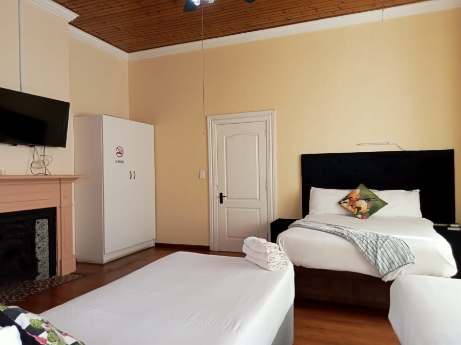 6 Bedroom Property for Sale in Fort Hill Eastern Cape
